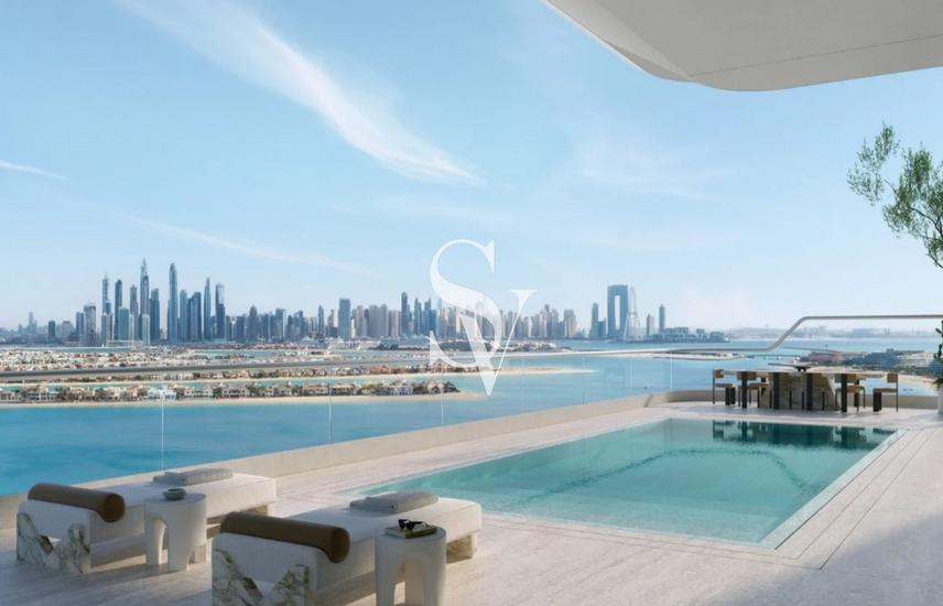 7 Bedroom Villa For Sale in Palm Jumeirah