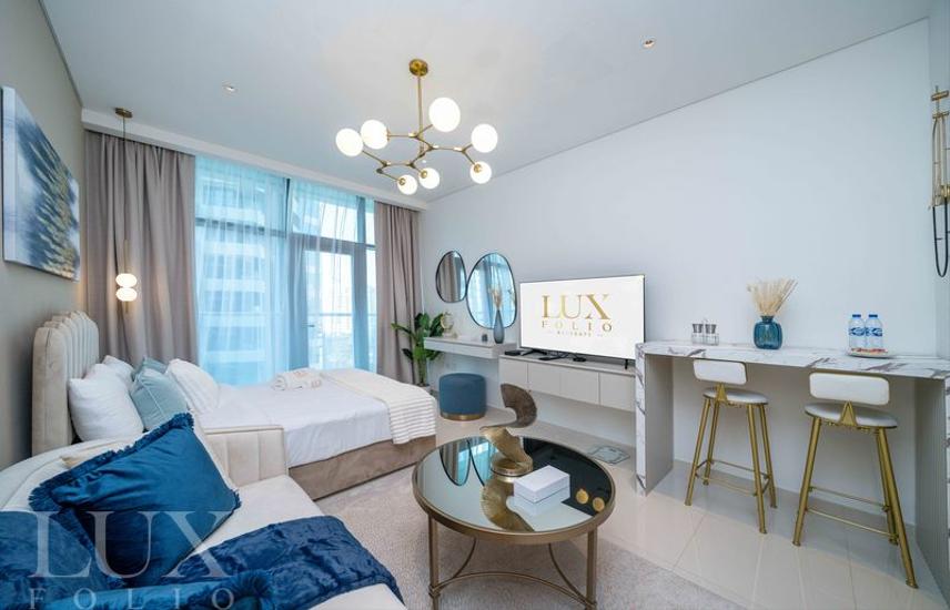 studio Bedroom Apartment For Sale in Palm Jumeirah