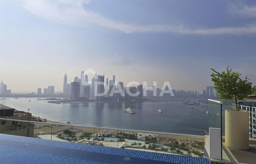 studio Bedroom Apartment For Sale in Palm Jumeirah