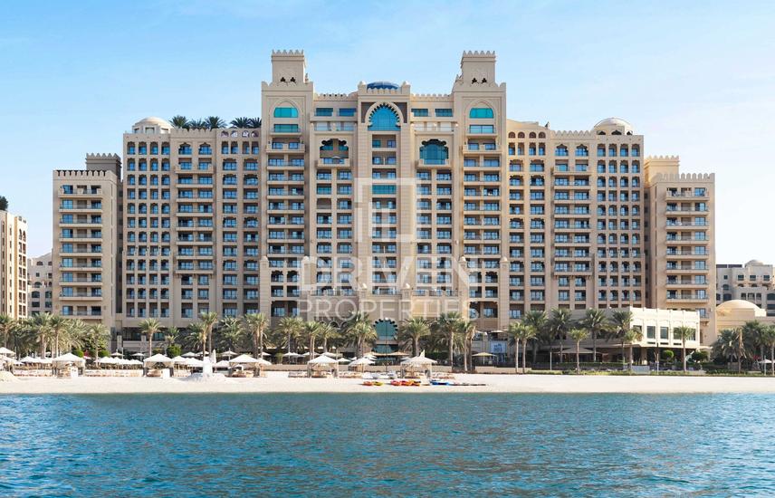 2 Bedroom Apartment For Sale in Palm Jumeirah