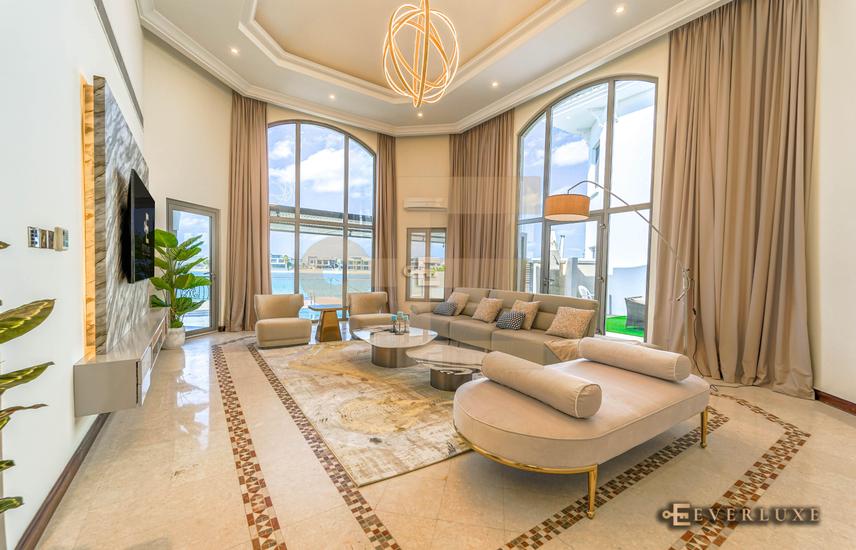 4 Bedroom Villa For Sale in Palm Jumeirah