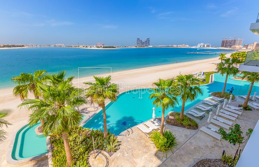 5 Bedroom Penthouse For Sale in Palm Jumeirah