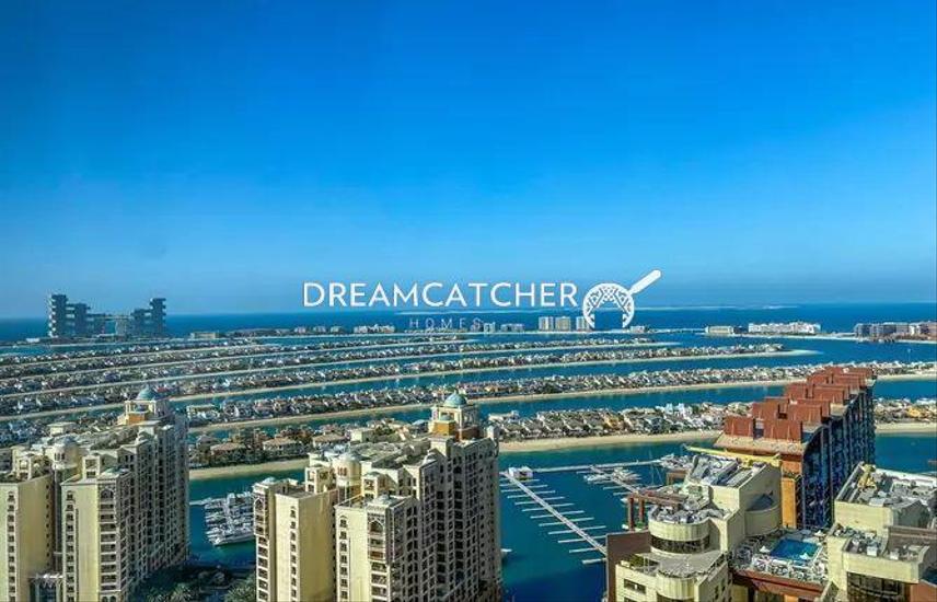 studio Bedroom Apartment For Sale in Palm Jumeirah